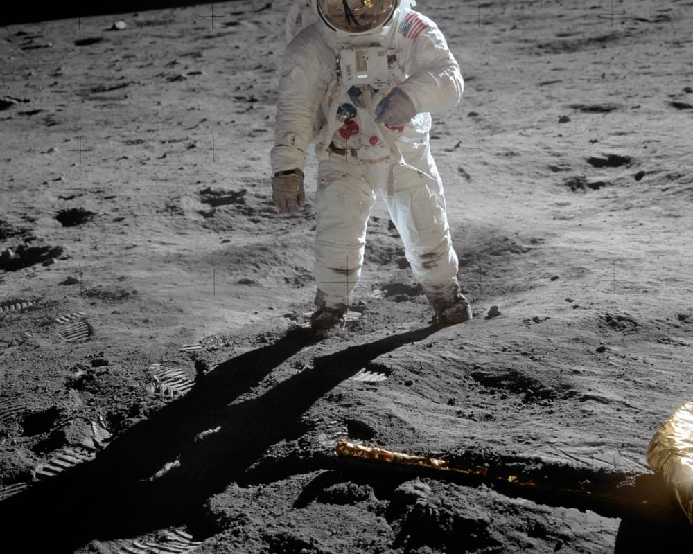 Buzz Aldrin på Månen, Apollo 11